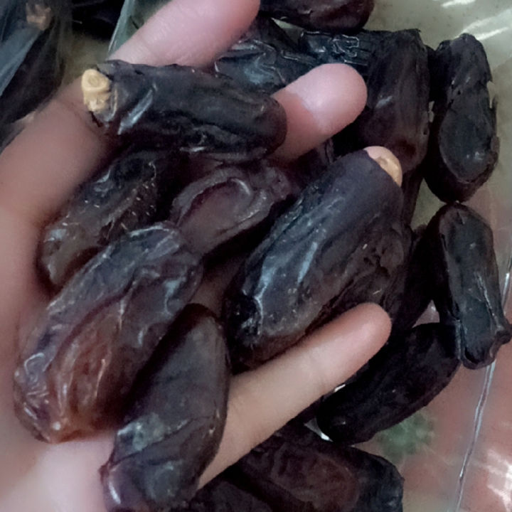 fresh%20dates%201000gm%20premium%20quality%20delicious%20clean%20good%20for%20health%20specially%20for%20iftar%20by%20flower%20power%20-%20Image%203