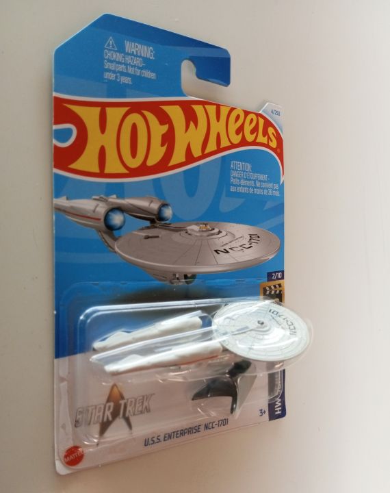 Hot%20Wheels%20Star%20Trek%20U.S.S.%20ENTERPRISES%20NCC-1701%20HW%20SCREEN%20TIME%20-%20Image%202