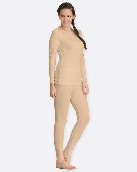 Stay%20Warm%20in%20Style%20Pack%20Of%201%20Complete%20Suit%20Premium%20Full%20Coverage%20Body%20Warmers%20For%20Men%20And%20Women%20-%20Image%205