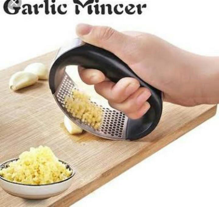 Stainless Steel Garlic Mincer Crusher and Peeler