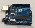 Arduino UNO. 