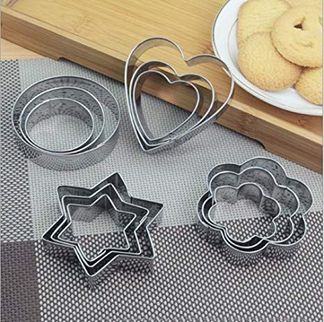 Stainless%20Steel%20Cookie%20Cutter%20Set%20%E2%80%93%2012%20Pieces%20with%204%20Fun%20Shapes%20-%20Image%206