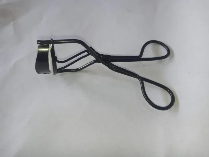 Eyelash%20Curler%20Stainless%20Steel%20-%20Image%205
