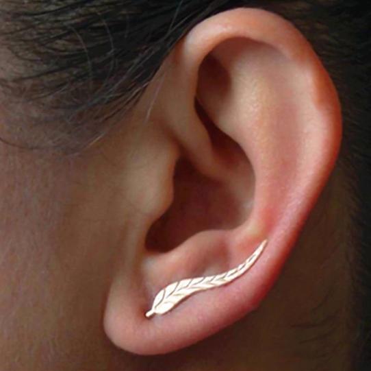 Golden%20Leaf%20Stud%20Earrings%20for%20Women%20-%20Female%20Fashion%20Jewelry%20-%20Image%204