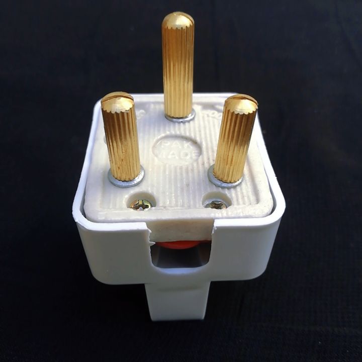 3%20Pin%20Power%20Plug%20Ceramic%20Base%2030A%20with%20Handle-%20High%20Quality%20-%20Image%204