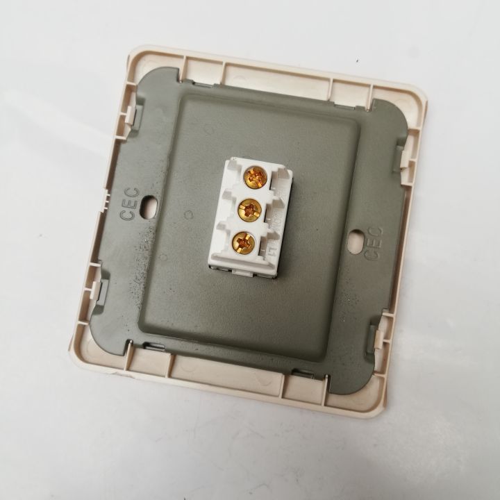 Two%20Way-1%20Gang%20Electric%20China%20Fitting%20Sheet%20China%20Switch%20Board-%20Metal%20Series%20(Golden%20Colour)%20-%20Image%203