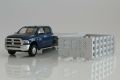Die-cast 1:64 GreenLight WORK SERIES BLUE 2018 RAM 3500 STAKEBED TRUCK Dually NIP. 