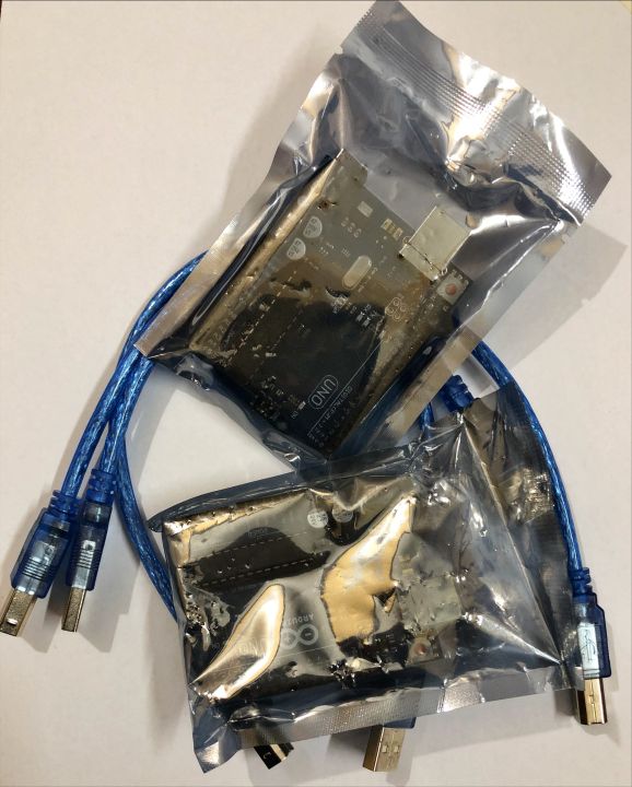 Arduino%20UNO%20-%20Image%203