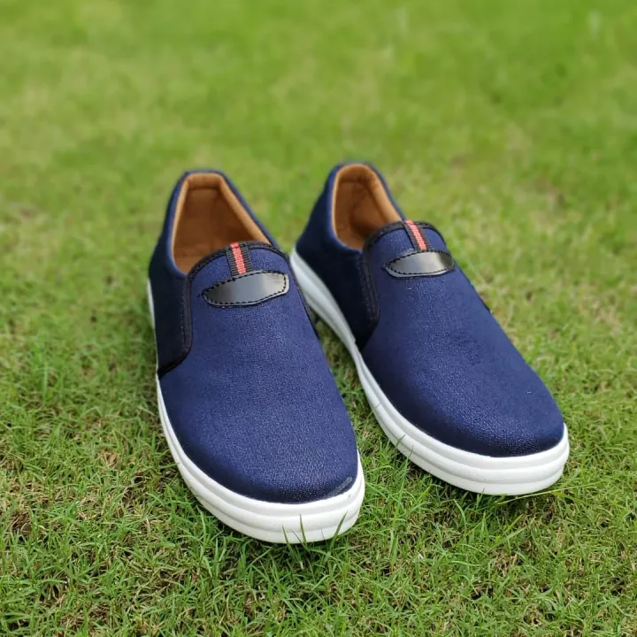 Men's%20Blue%20Colour%20Classic%20Heavy%20Denim%20Fabric%20Sneaker%20Shoes%20-%20Image%205