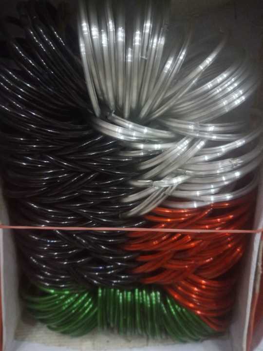 Plain%20Glass%20Bangles%20box%20-8%20Dozen%20Bangles%20-%20Image%203
