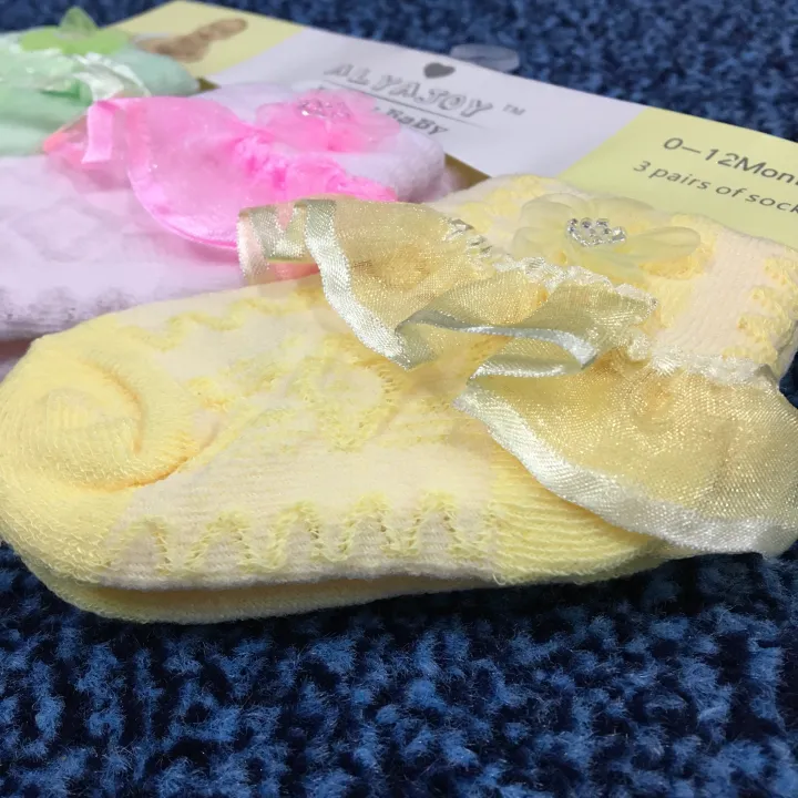 Pack%20of%203%20Baby%20Frilly%20Socks%20for%20Girl%20-%20Cotton%20-%20Multicolour%20for%20New%20Born%20to%2012%20Months%20Babies%20-%20Image%205