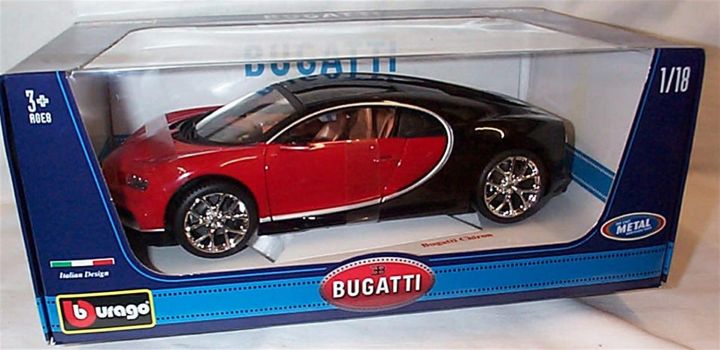Bburago%20Bugatti%20Chiron%20Sports%20Red%20&%20Black%20Limited%20Edition%20with%20Chrome%20Alloy%201/18%20Diecast%20Model%20Car%20-%20Image%204