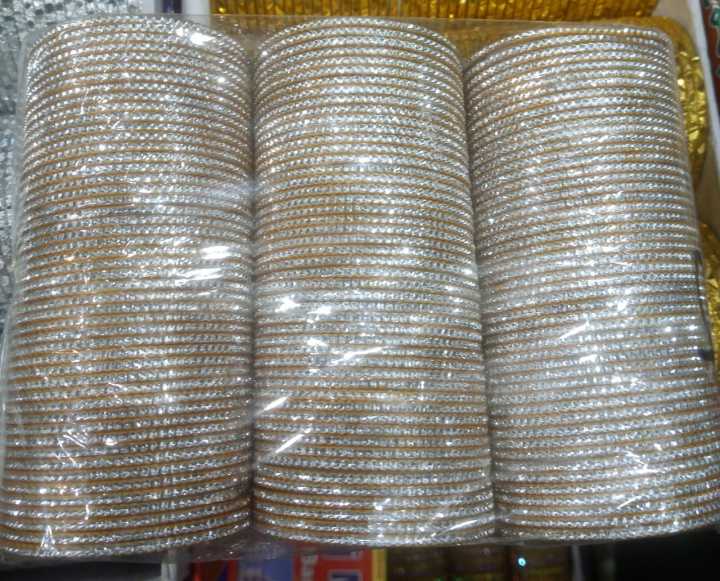 Golden%20Fancy%20Metal%20bangles%2024%20bangles%20pack%20-%20Image%202