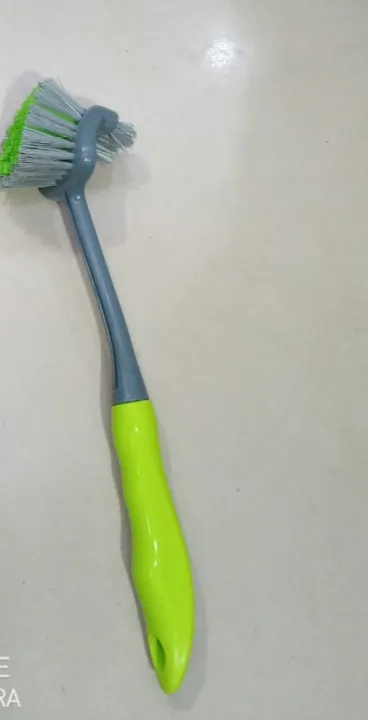 Bathroom%20Cleaning%20Brush%20-%20Image%203