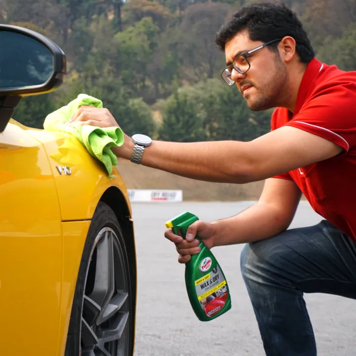 TURTLE%20WAX%20-%20WAX%20&%20DRY%20SPRAY%20WAX%20-%20769%20ML%20-%20Image%209