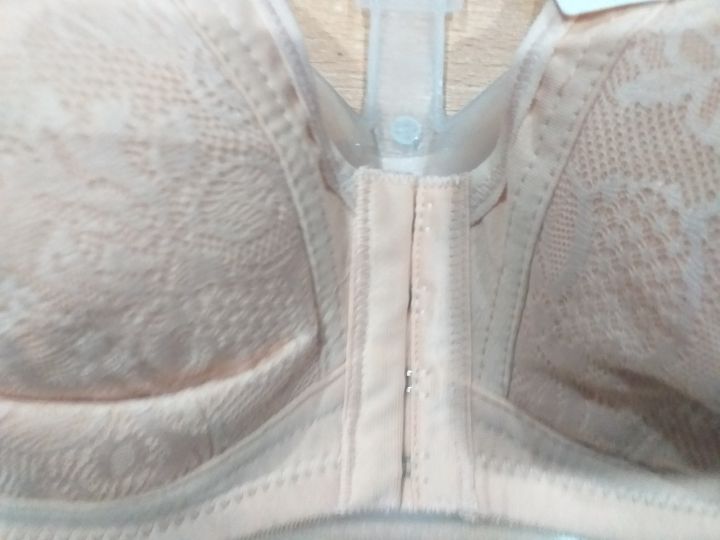 Front%20Huck%20%20new%20Stylish%20Bra%20-%20Image%204