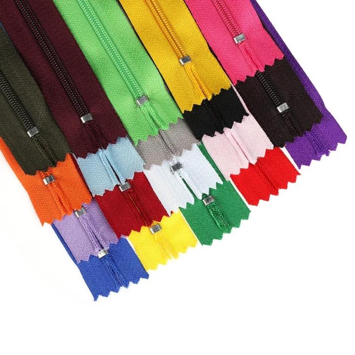 (12%20pec)%20Ladies%20clothes%20zip%20-%20Image%205