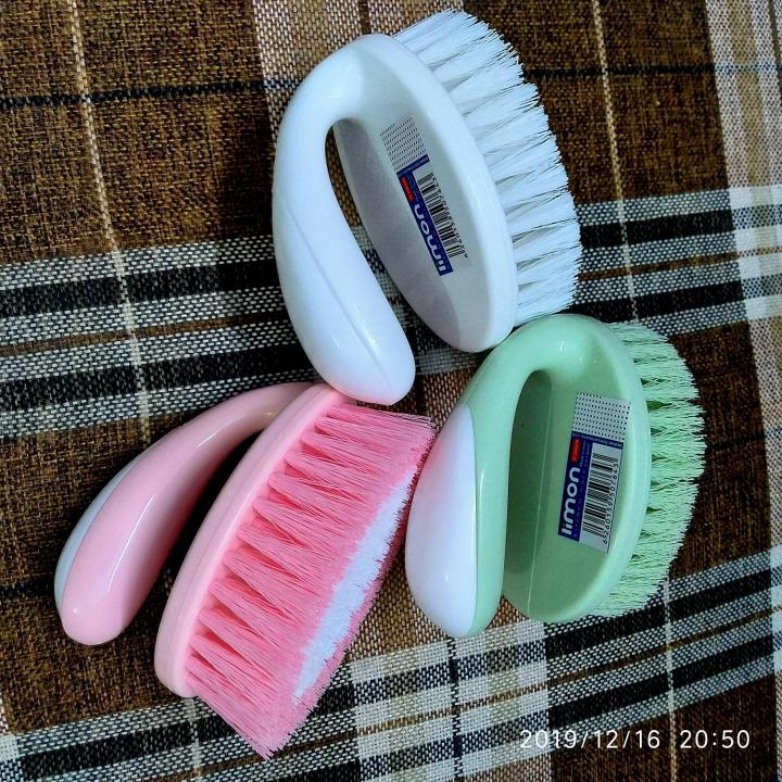 Limon Cloth Washing Brush - Multicolour