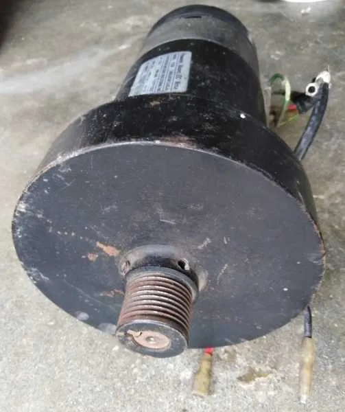 Motor%20Permanent%20Magnet%20DC%20Motor%20%20(Voltage%20:%20220DC),%20(Approx,%20RPM%20%204800)%20-%20Image%204