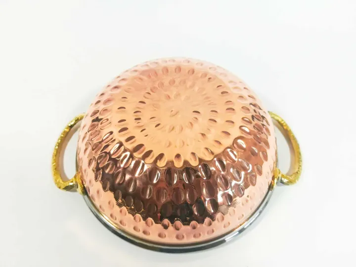 Copper%20Stainless%20Steel%20Serving%20Dish%20-%207inch%20Karahi%20with%20Lid%20(900ml%20Capacity)%20-%20Image%203