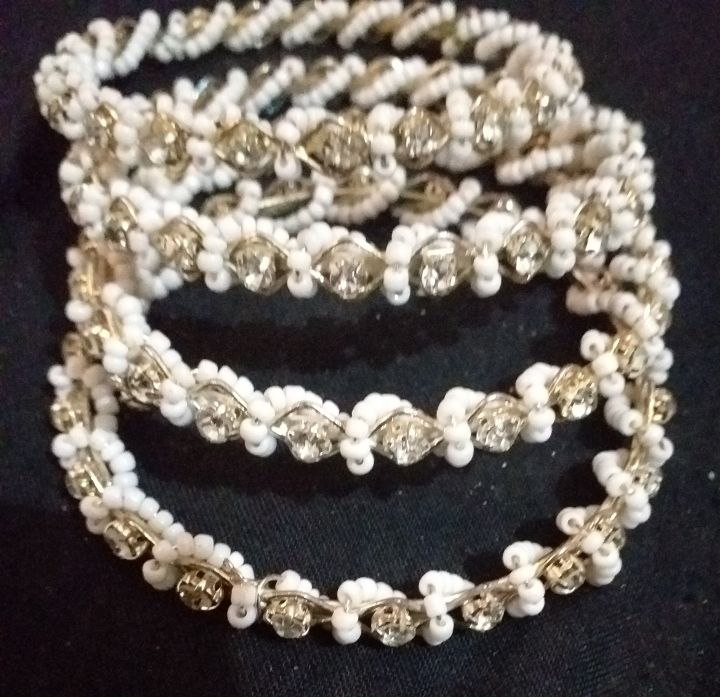 New%20Design%20for%20women%20-%20Bangles%20for%20girls%20-%20Image%204