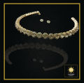 Choker Necklace - Metal Jewellery - Golden Color Crystal. 